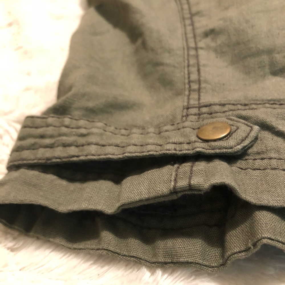 Maurice’s Collared Vest - Picture 8 of 8